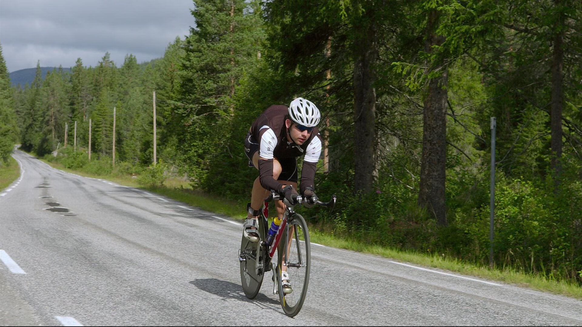 全国青少年“挑战极限”户外篮球趣味赛在西藏拉开序幕，激发青少年勇气